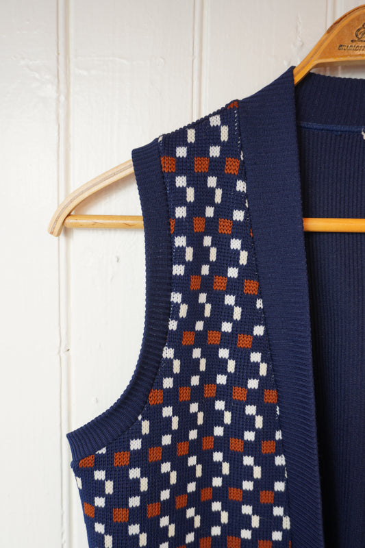 Mönstrad stickad vintageväst – 1970-tal
