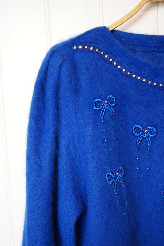 Koboltblå angoratröja med rosetter – Vintage