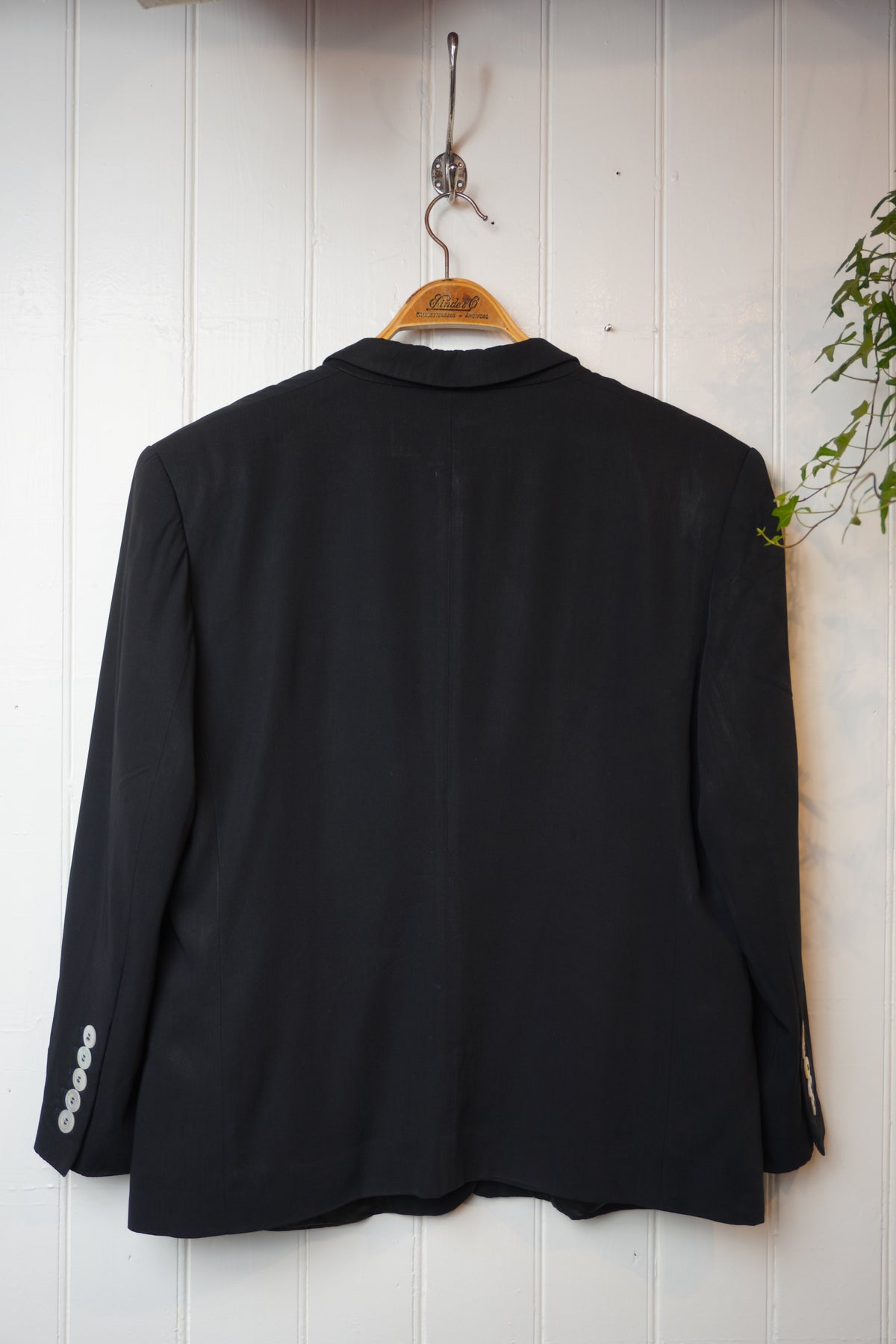 Svart vintagekavaj – Escada