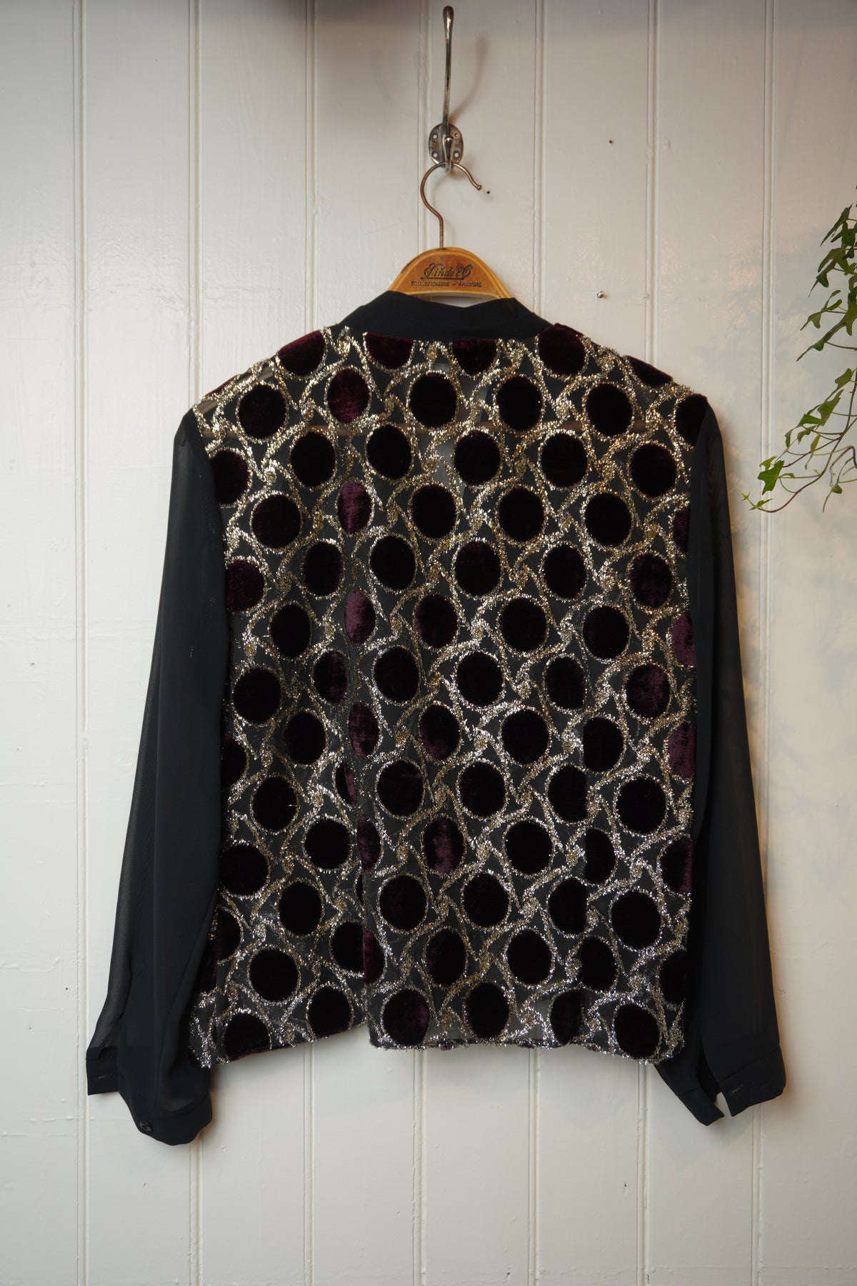Vintagekavaj med sammet och metallic