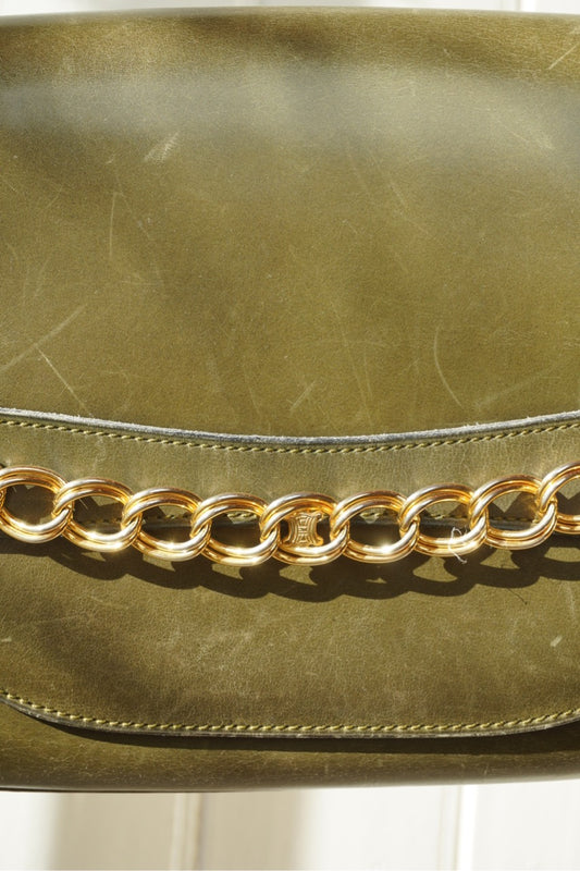 Céline vintage axelväska i olivgrönt läder – 70/80-tal
