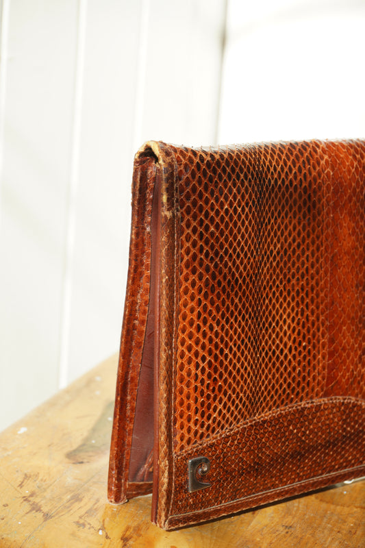 Pierre Cardin clutch med ormskinnsmönster