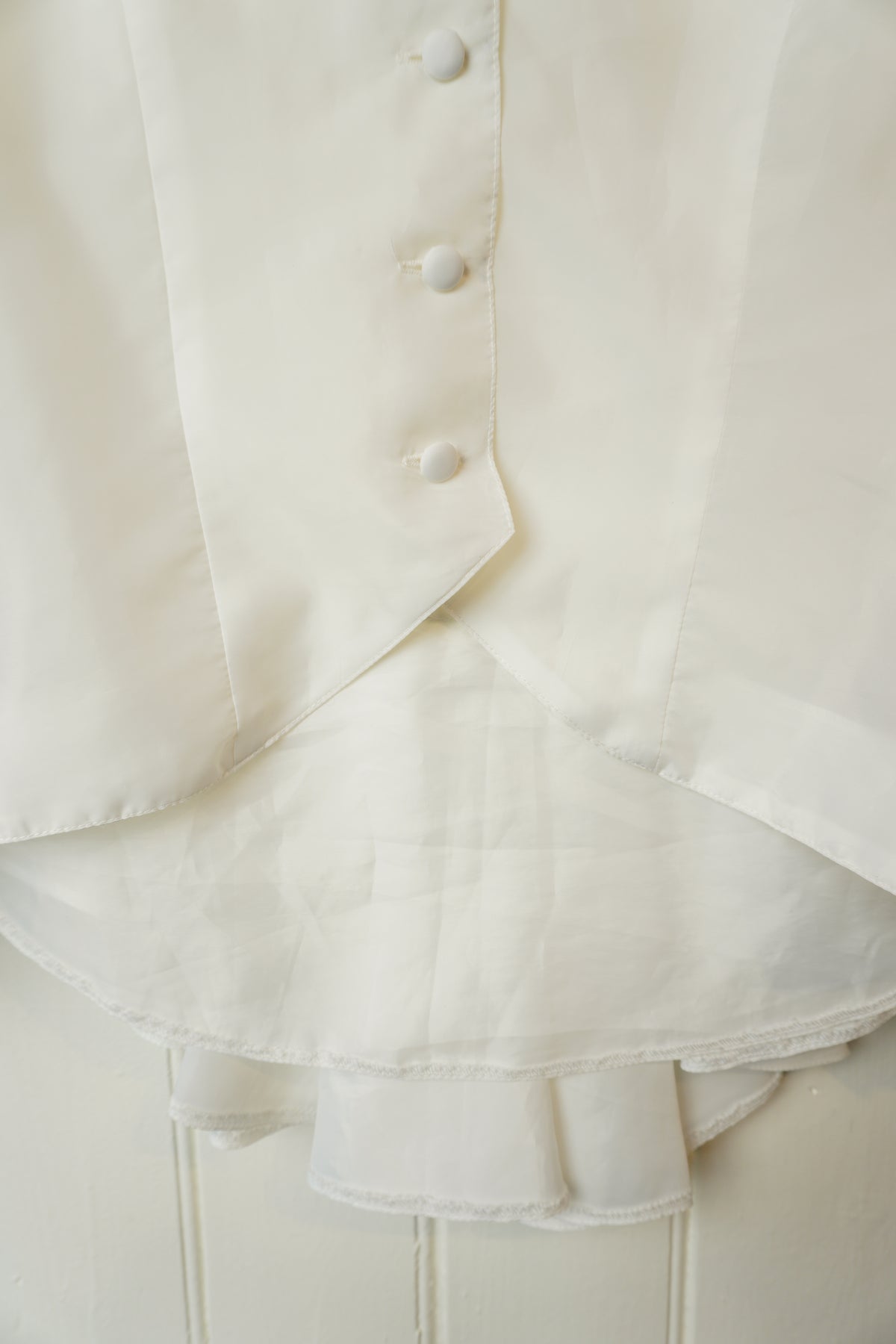Vintageblus med volanger – Vera Mont