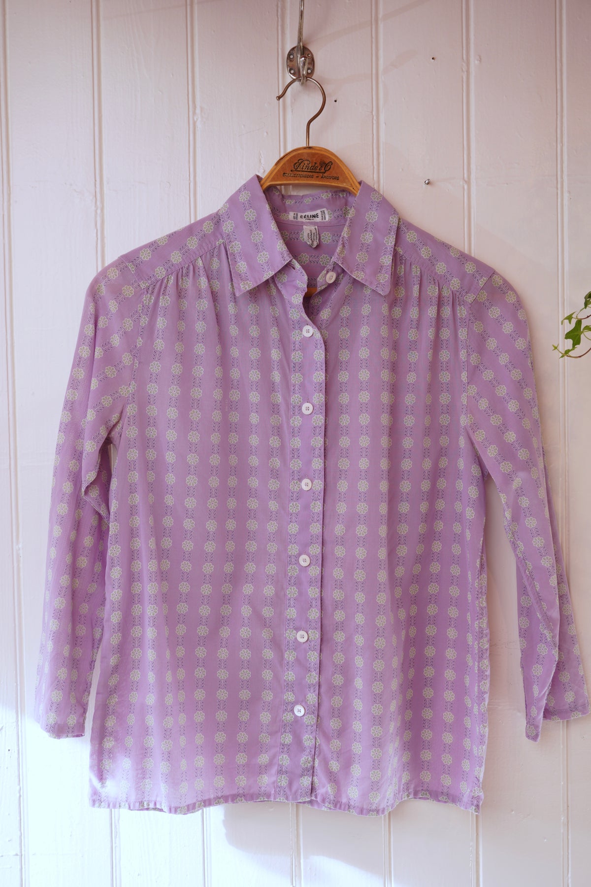 Syrenlila blommig vintageblus – Céline