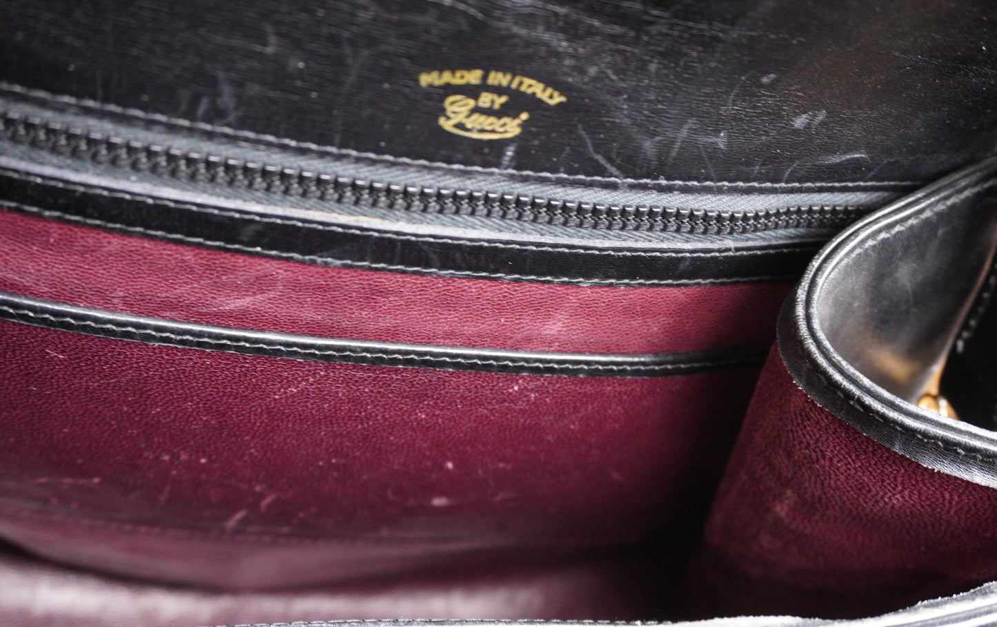 Gucci crossbody turnlock
