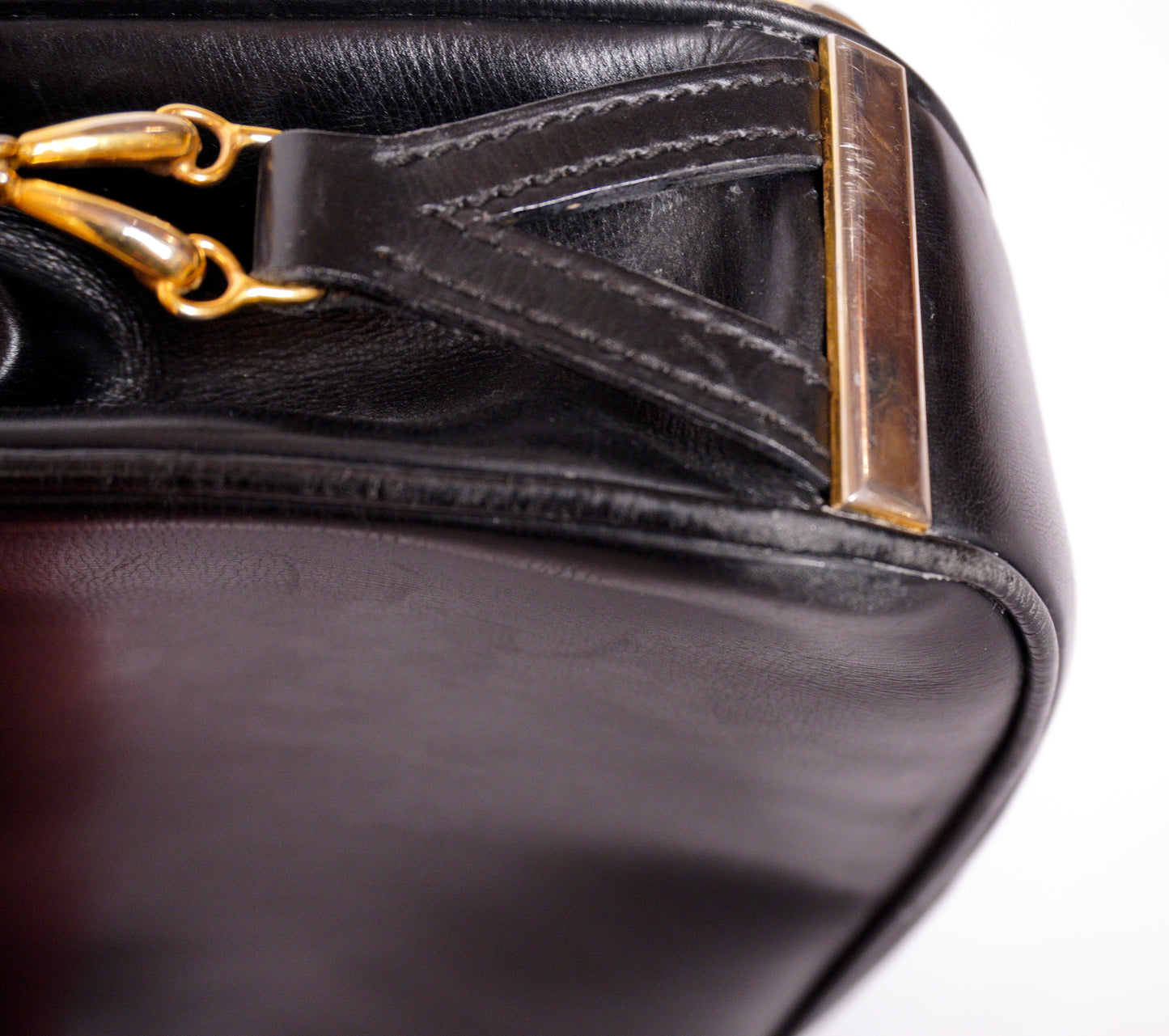 Gucci crossbody turnlock