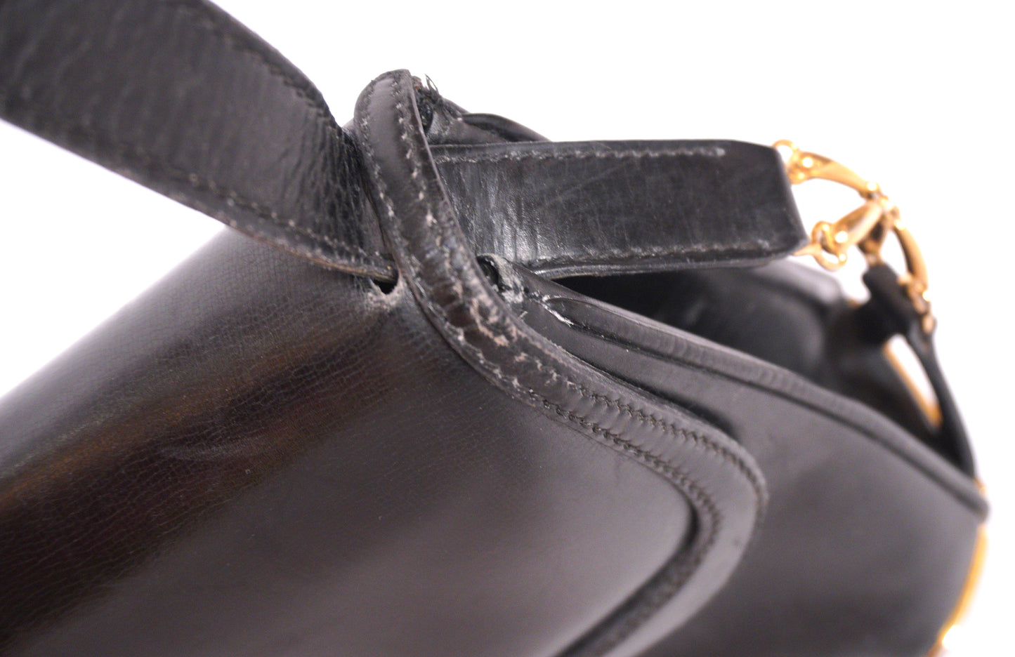 Gucci crossbody turnlock
