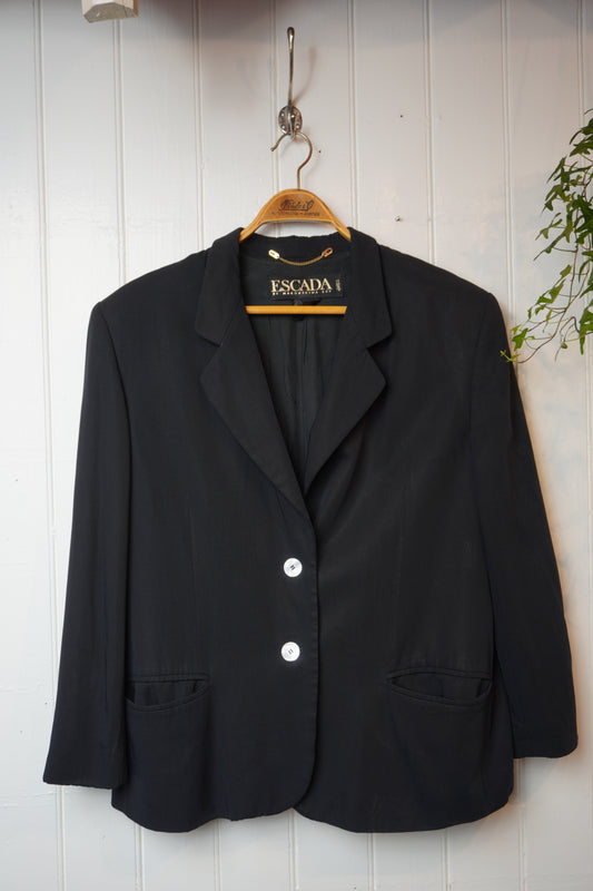 Svart vintagekavaj – Escada