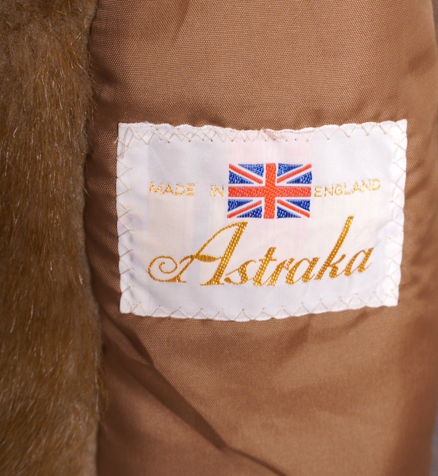 Astraka fauxfur kappa