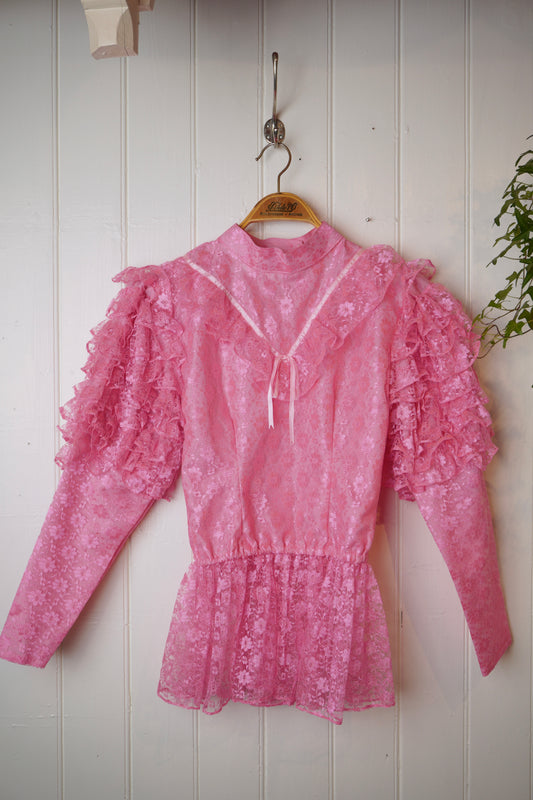 Rosa spetsblus med volangärmar – 1980-tal