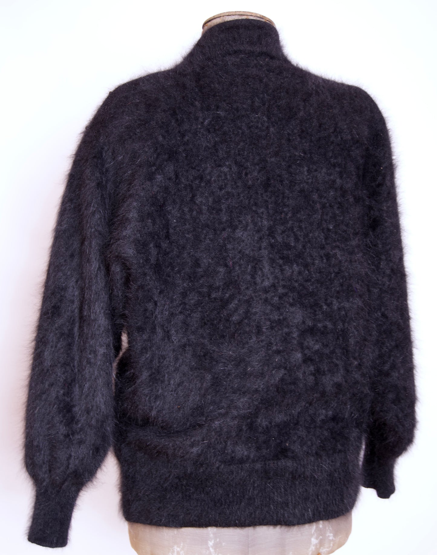 Dekorerad angorakofta – vintage 80-tal