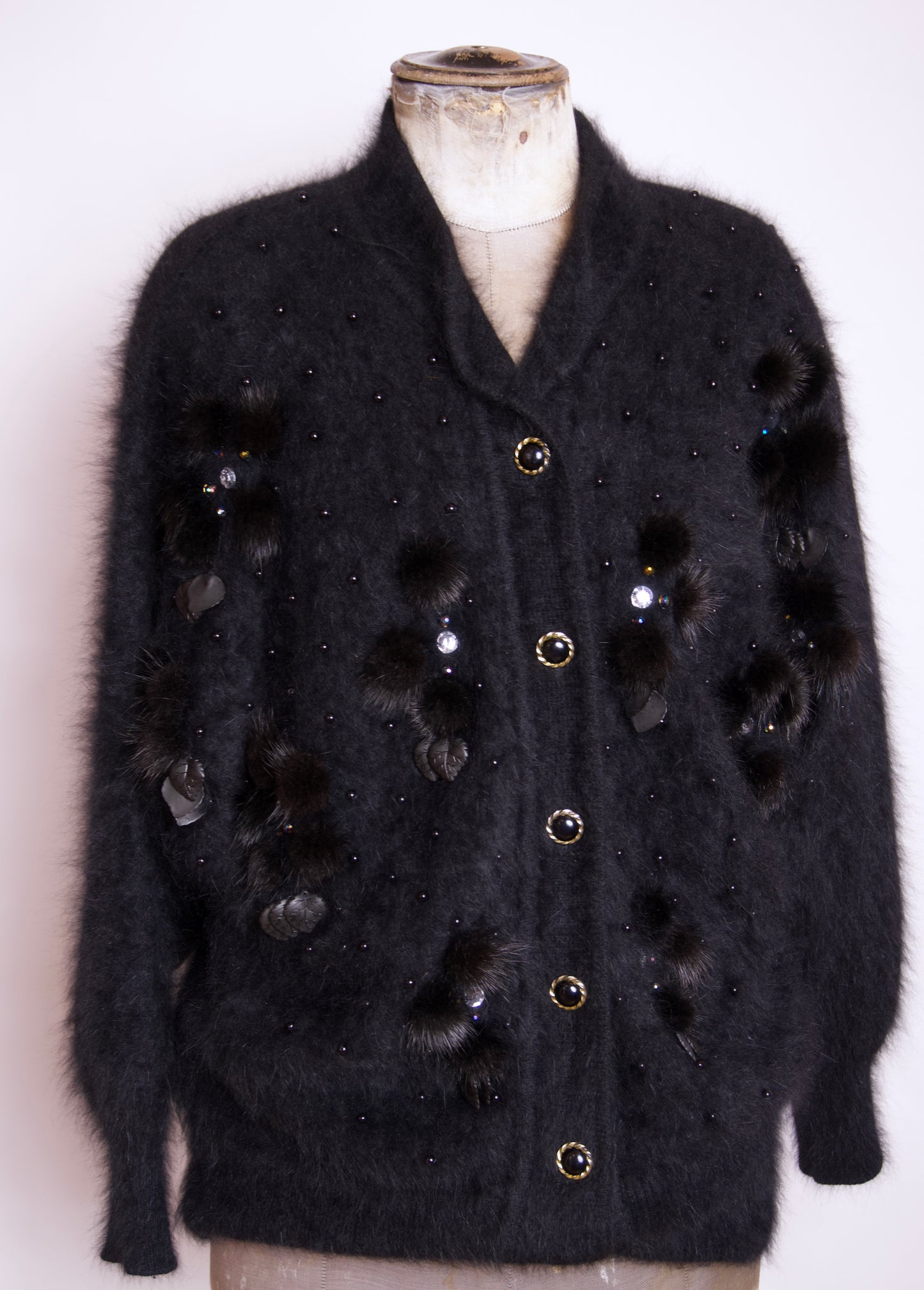 Dekorerad angorakofta – vintage 80-tal