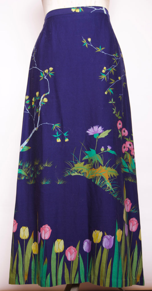 Blommig vintagekjol med tulpanmotiv