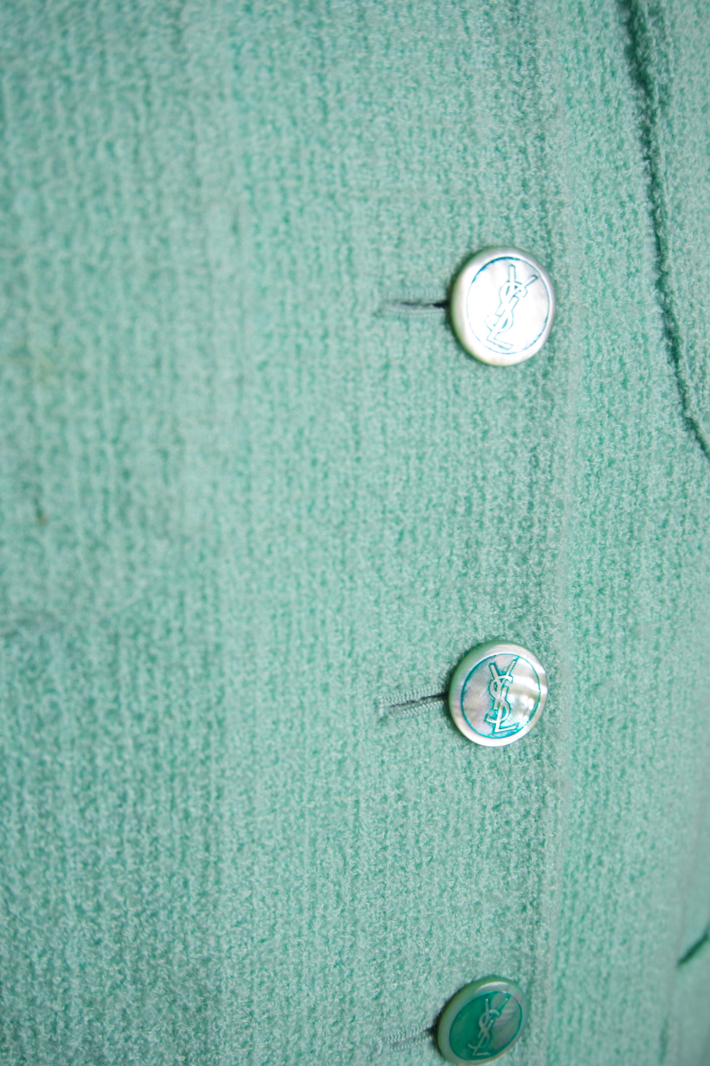 YSL Variation kavaj – mintgrön bouclé i ull & klassisk elegans