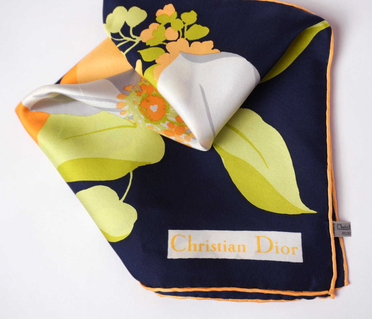 Vintage Christian Dior blommönstrad  sidenscarf