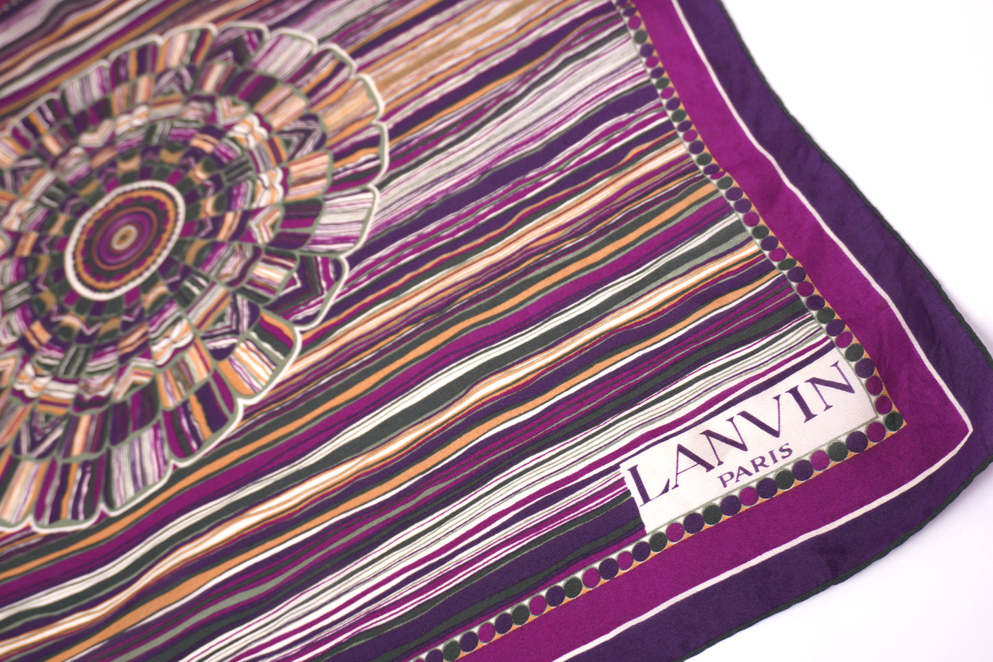 Lanvin Paris sidenscarf – randig scarf i lila, vinrött och svart