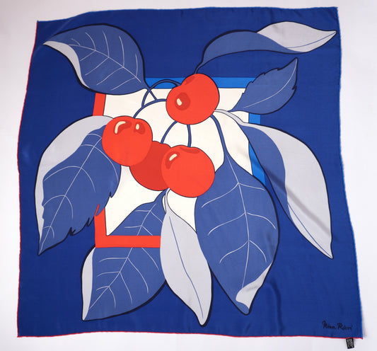 Nina Ricci sidenscarf – elegant scarf i koboltblått med kontrastkant