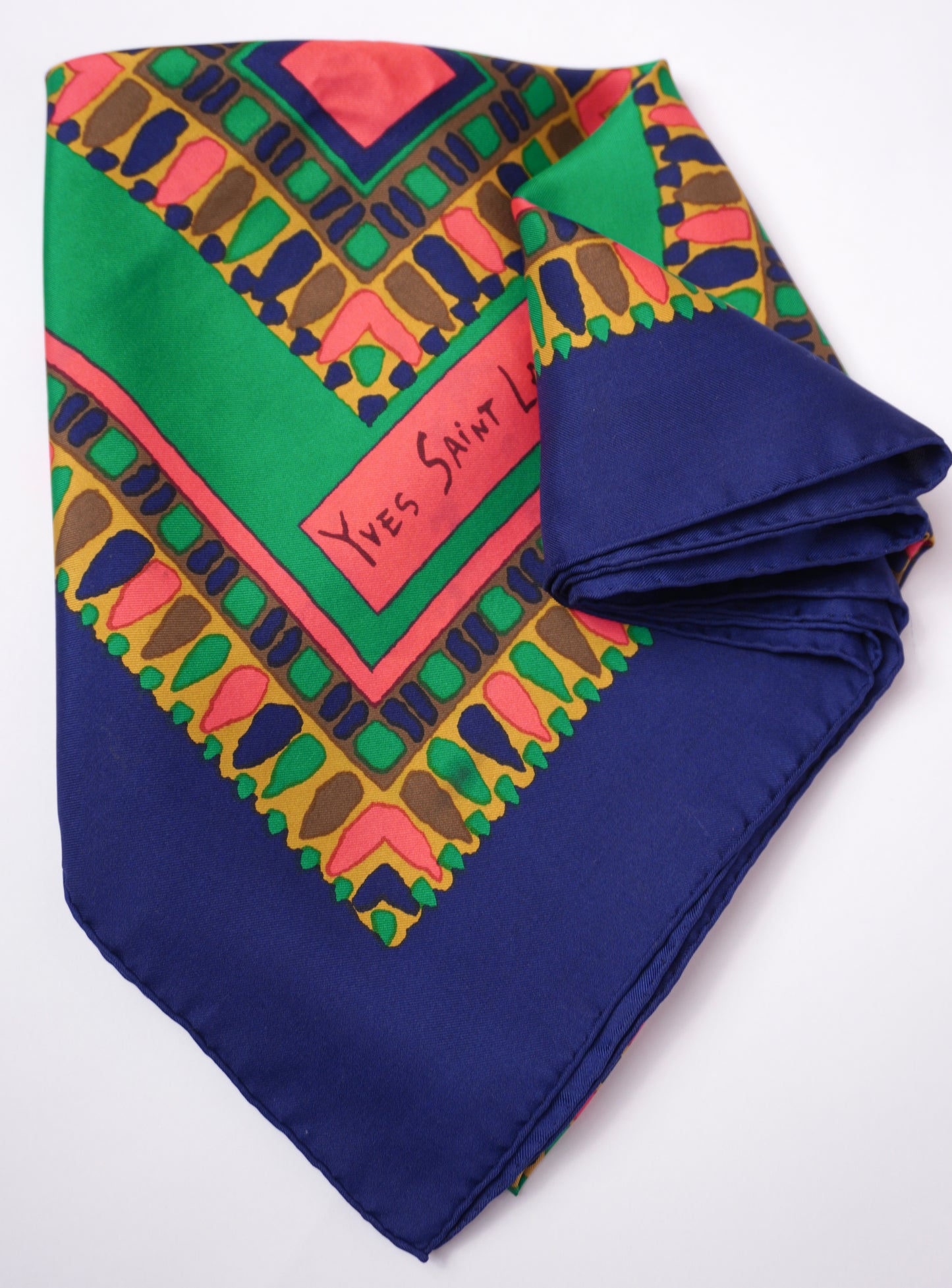 Vintage Yves Saint Laurent sidenscarf – grafiskt mönster 1970's
