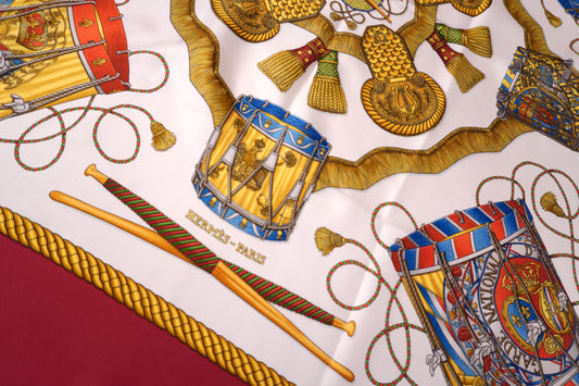 Hermès “Les Tambours” sidenscarf
