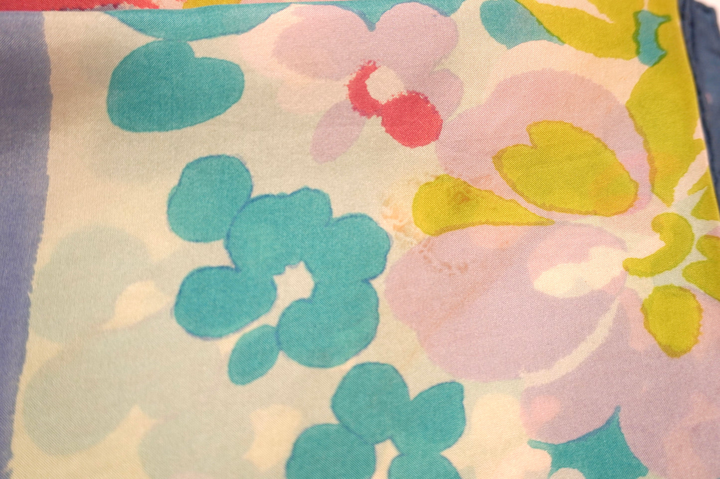 Vintage Christian Dior sidenscarf – blommönstrad