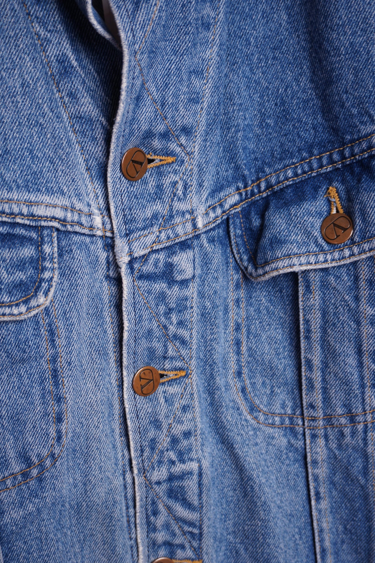 Valentino Jeansjacka – 90-tal Klassisk Denim Trucker