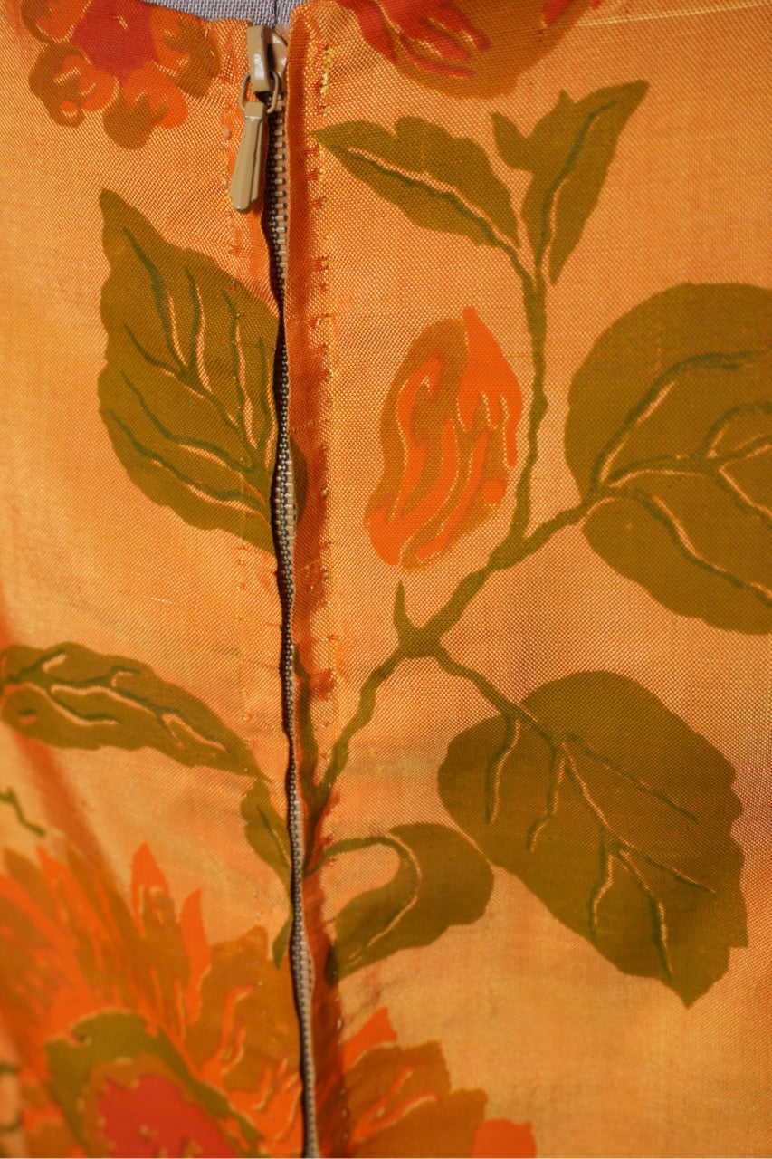 Klänning med solrosor