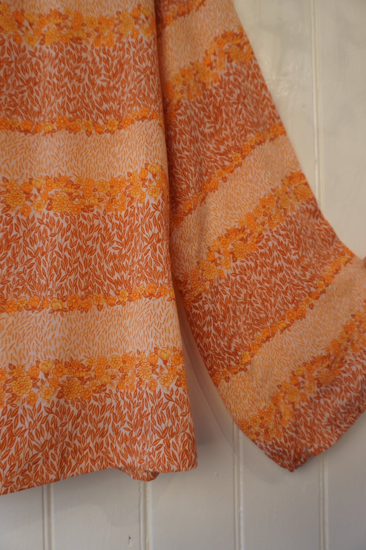 Blommig vintageblus – Dehå