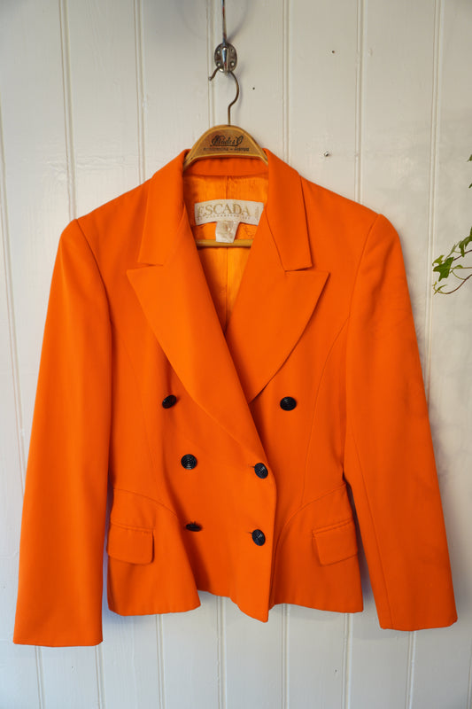 Dubbelknäppt vintagekavaj – Escada