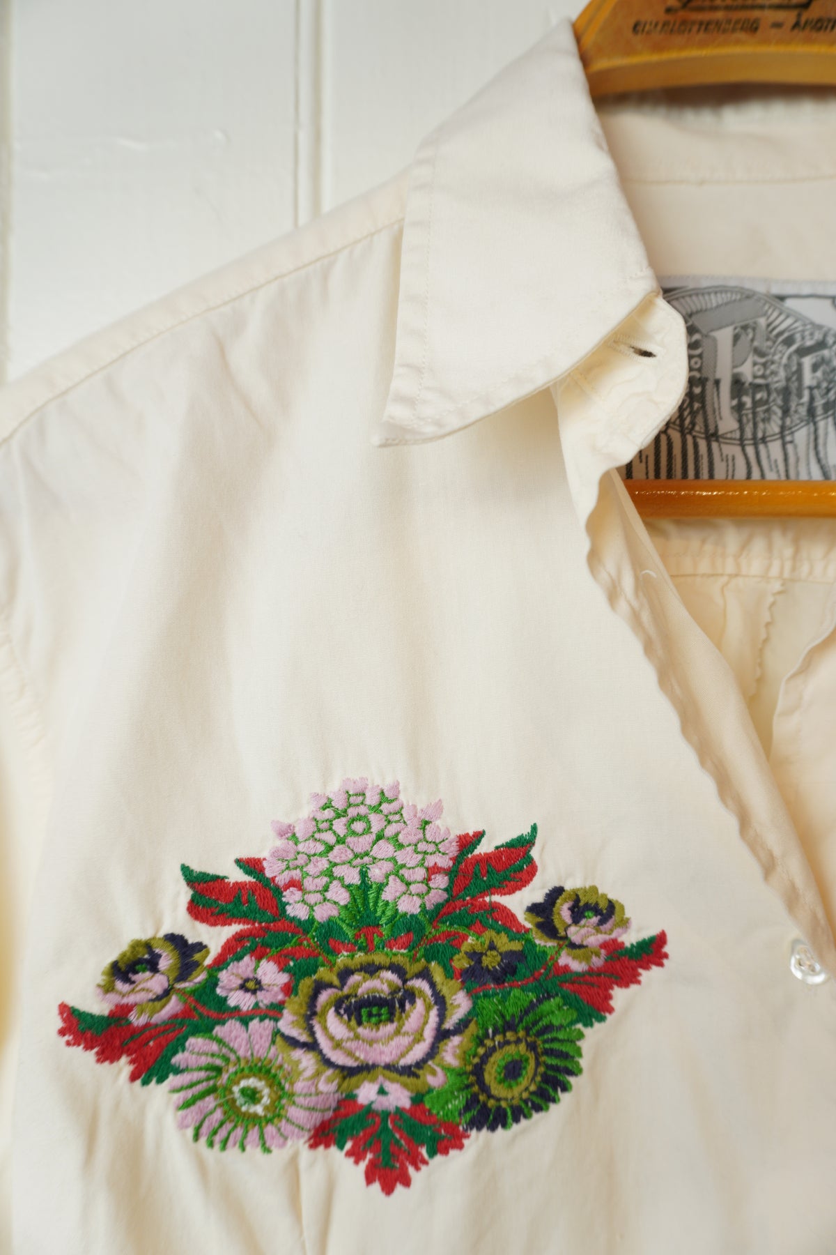 Vintageskjorta med broderi – Ferre Jeans