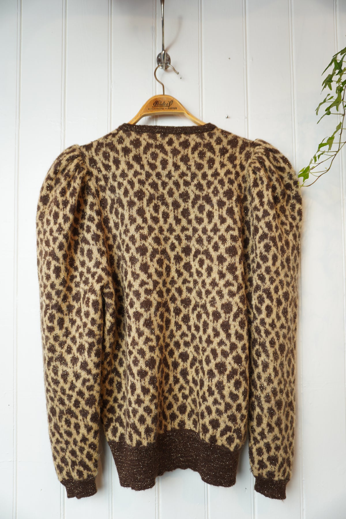 Leopardmönstrad kofta med blomdetalj – Valentino