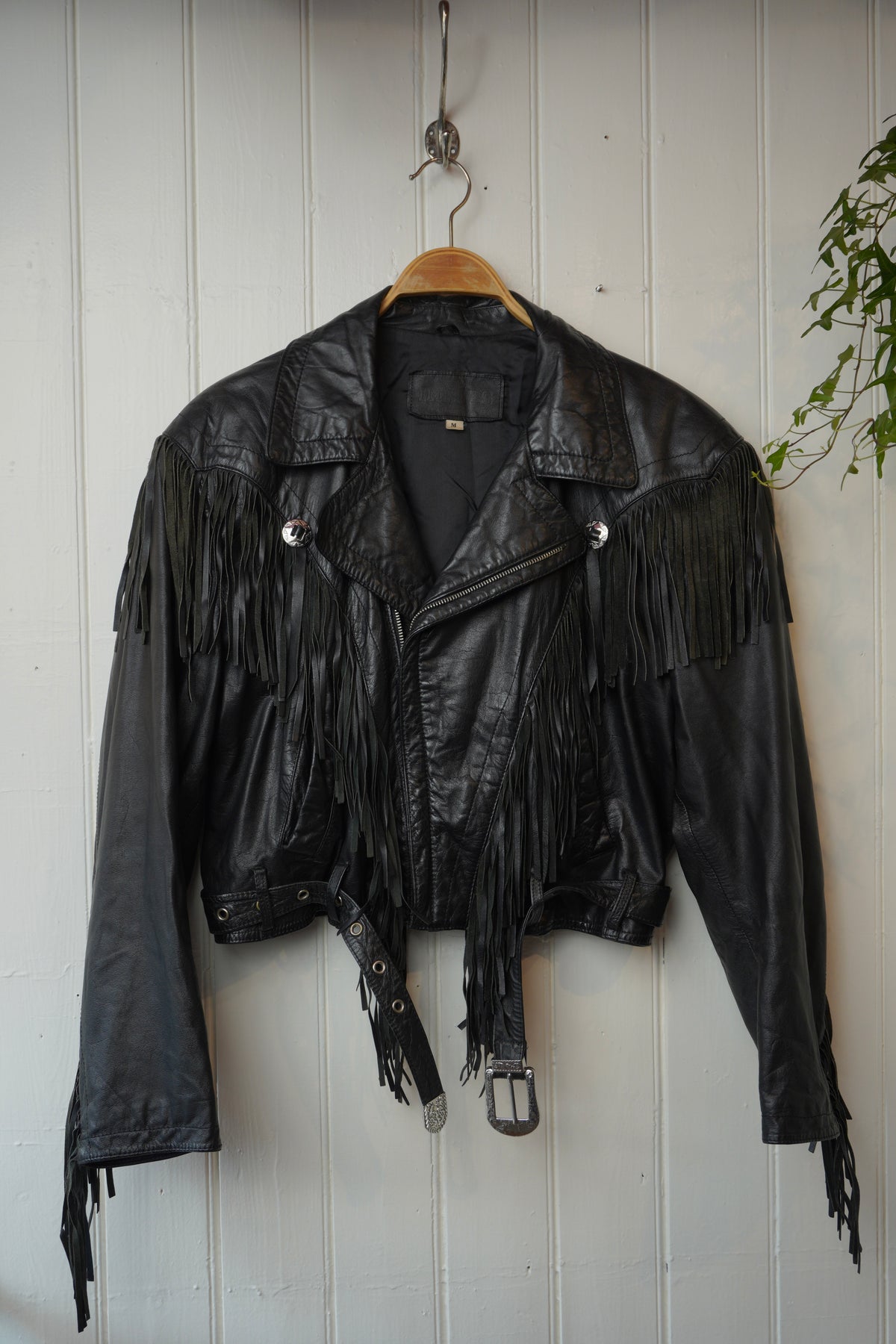 Svart skinnjacka med fransar – Vintage