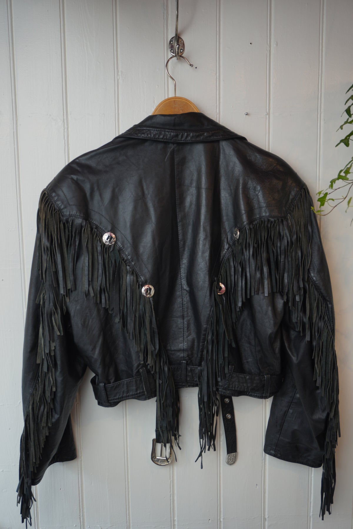Svart skinnjacka med fransar – Vintage